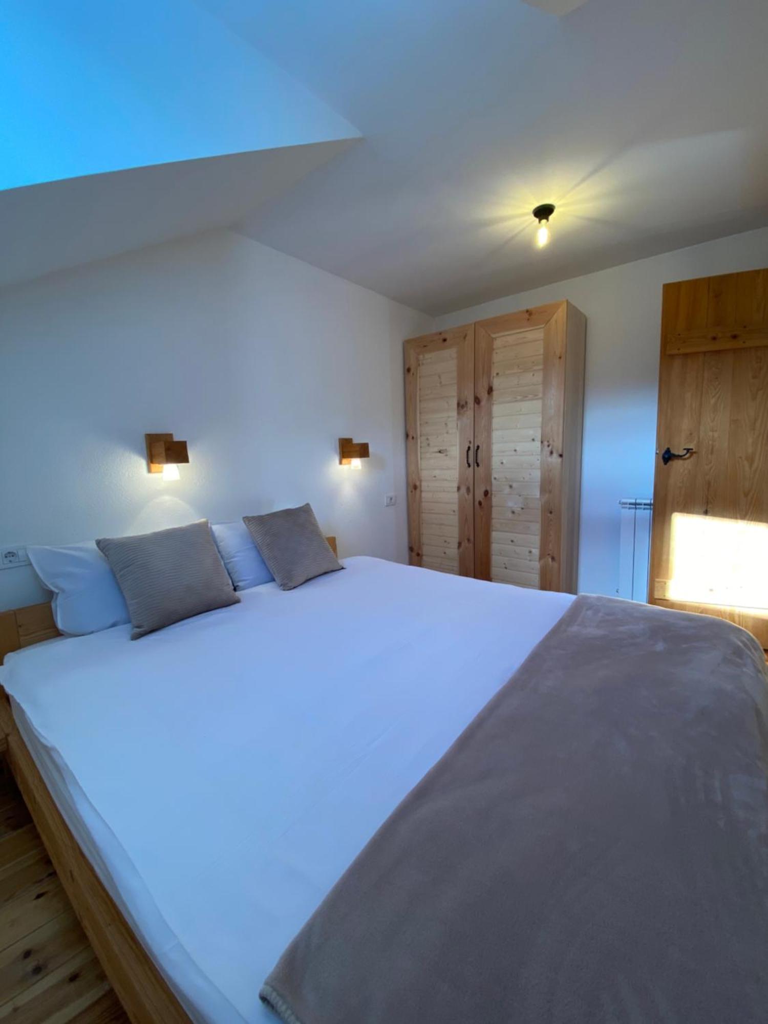 Pubhouse & Rooms Pahulja Kolašin المظهر الخارجي الصورة