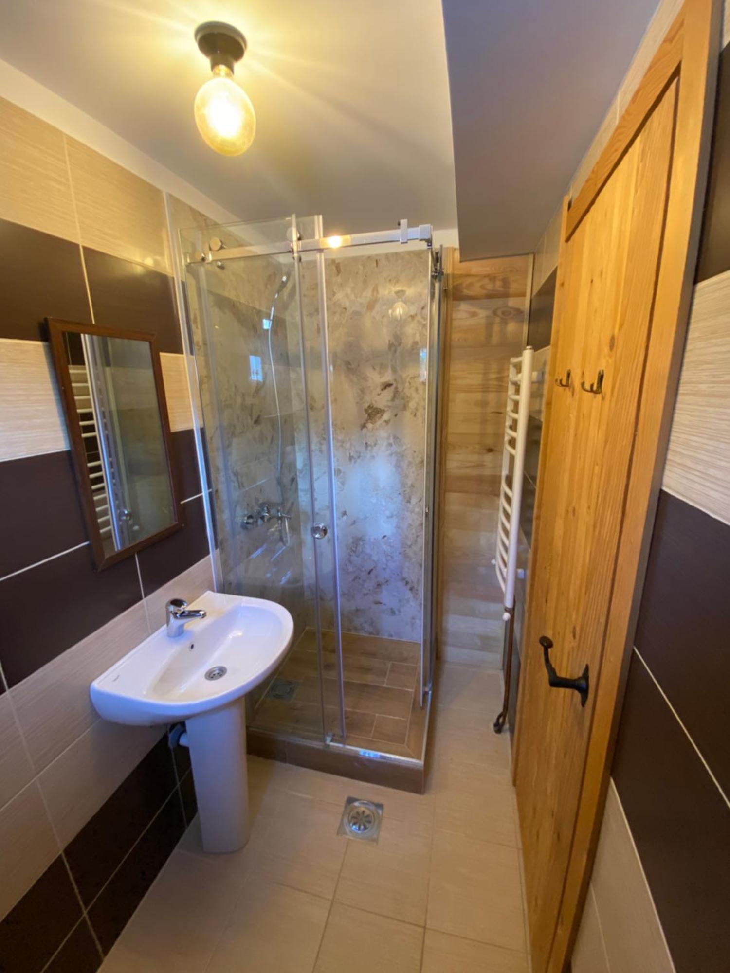 Pubhouse & Rooms Pahulja Kolašin المظهر الخارجي الصورة