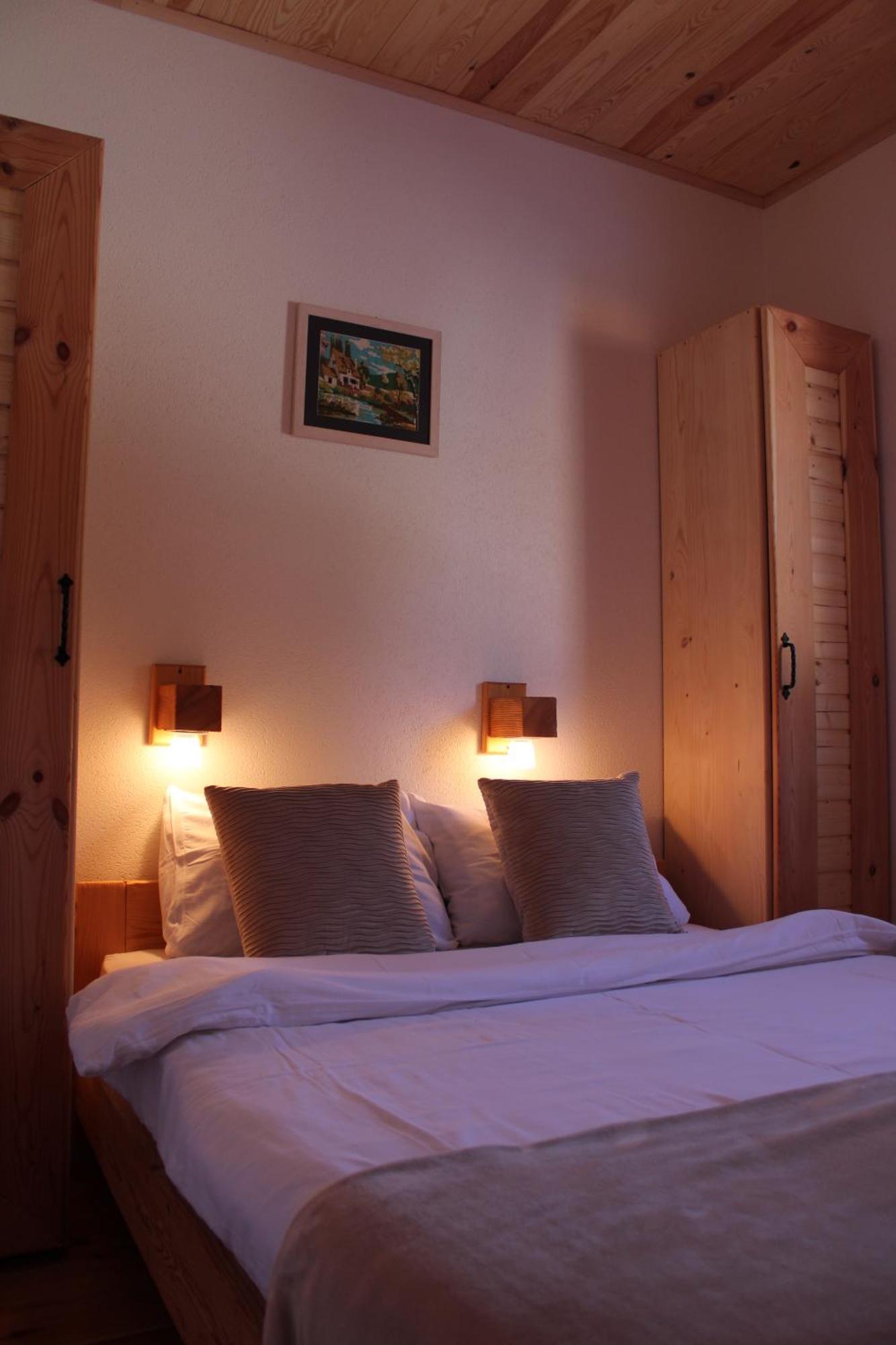 Pubhouse & Rooms Pahulja Kolašin المظهر الخارجي الصورة